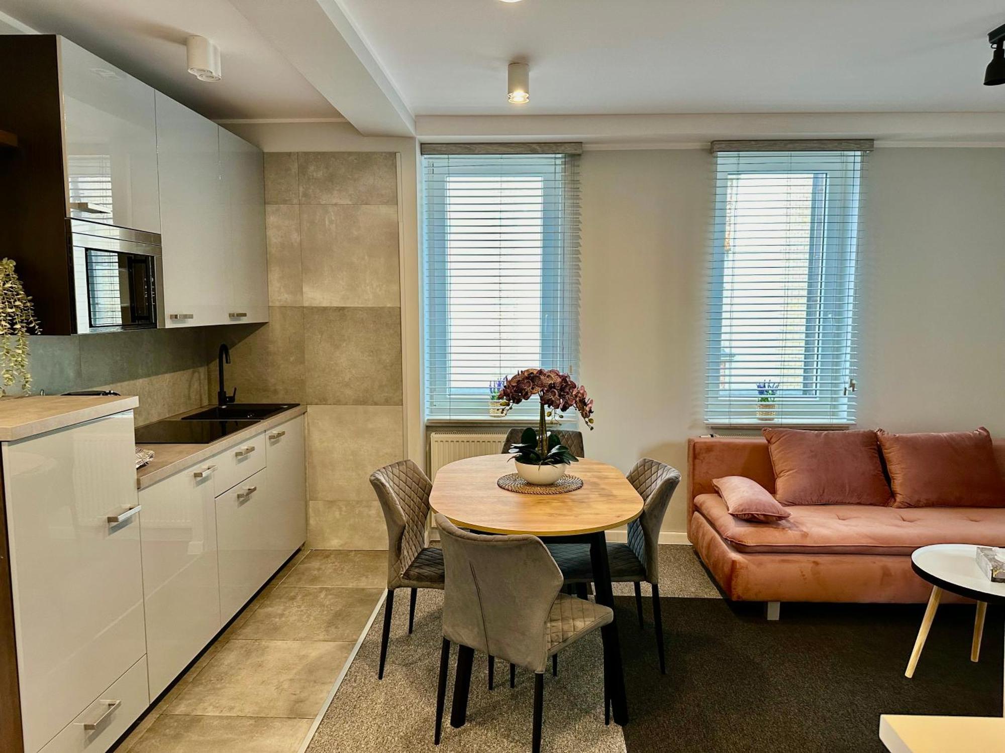 Apartamenty 1 Maja 94 كاتوفيتسه المظهر الخارجي الصورة